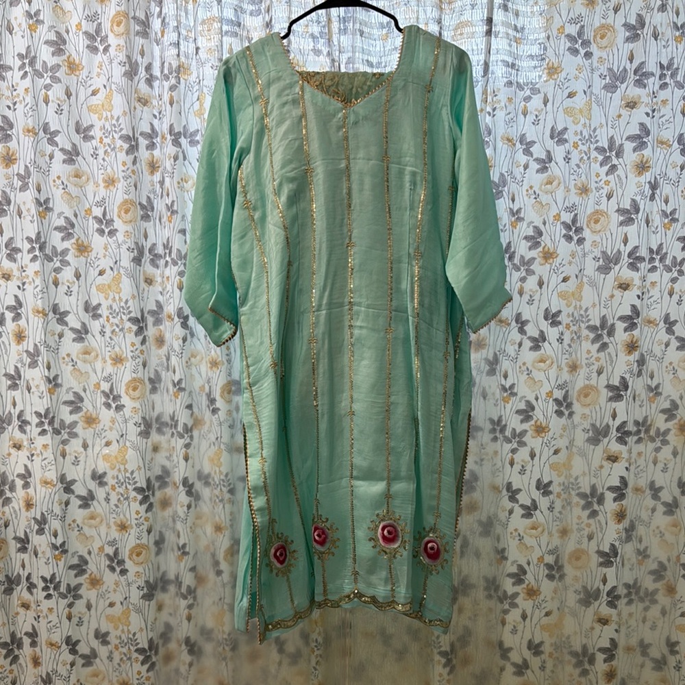 Ethnic Indian Wear Mint Green Kurta with Gold Accents